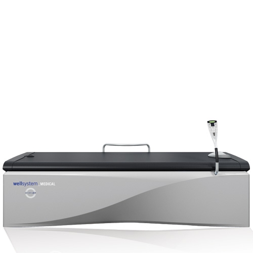 Łóżko do suchego masażu wodnego Wellsystem Medical z panelem sterowania.