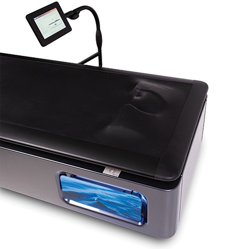 Detal łóżka Wellsystem Wave Touch z panelem dotykowym i ekranem sterującym.